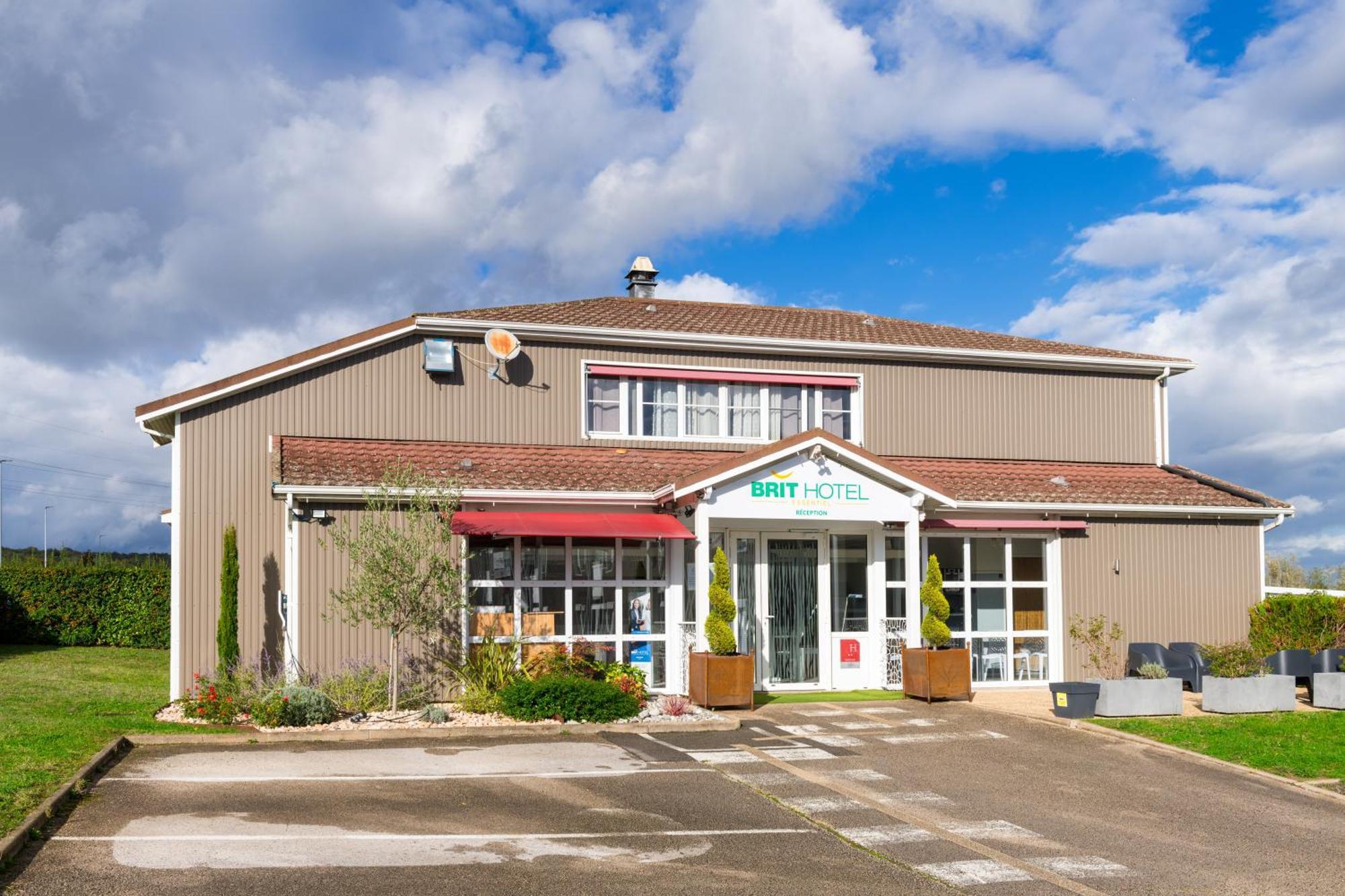 Brit Hotel Macon Nord Autoroute Du Soleil Mâcon Exterior foto